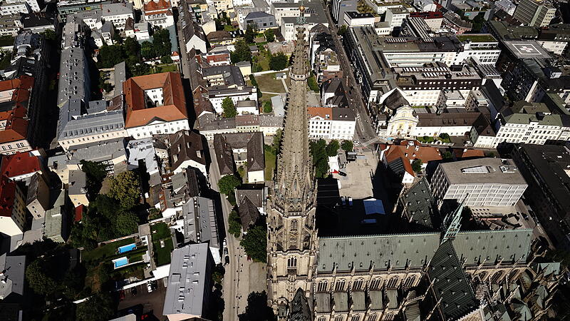 Höchster Kirchturm: Steffl hat die Nase knapp vor Linzer Dom
