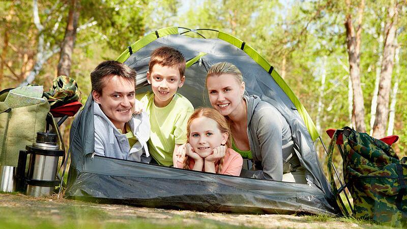 Zelten im eigenen Garten: Ein Abenteuer für die ganze Familie