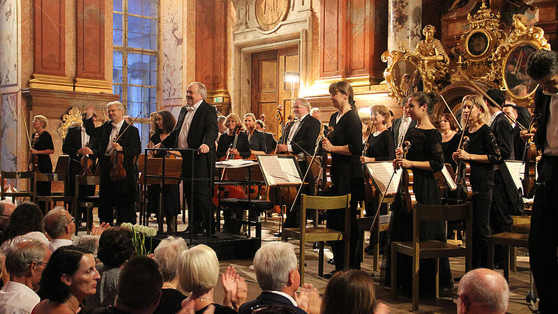 Akribisch, und doch lebensfroh: Bruno Weils tänzelnder Mozart