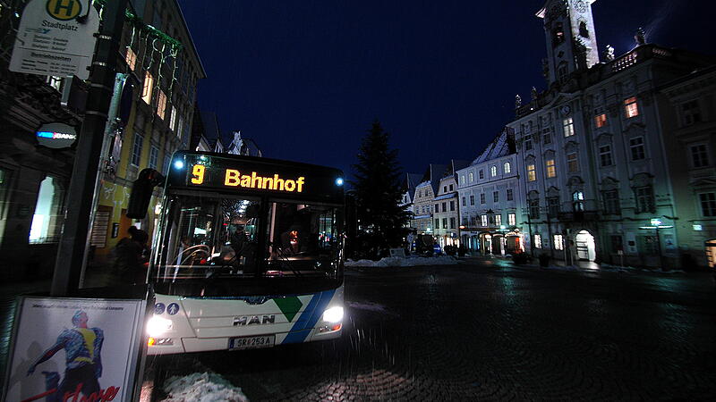 "Nightline" der Stadtbusse verkehrt an Wochenenden in Steyr zu später Stunde