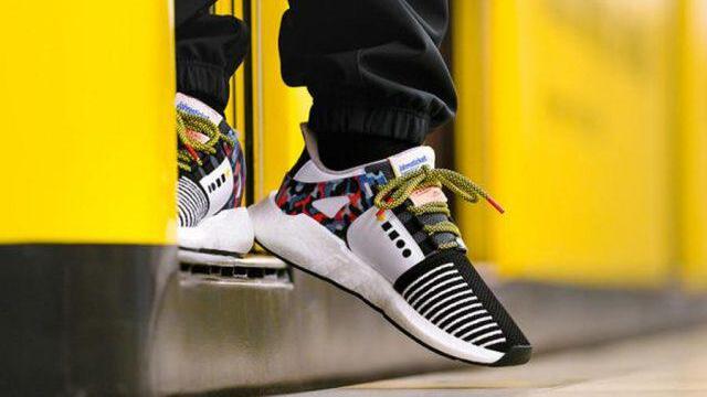 Adidas-Sneaker als gültiges Ticket in Berlins U-Bahnen