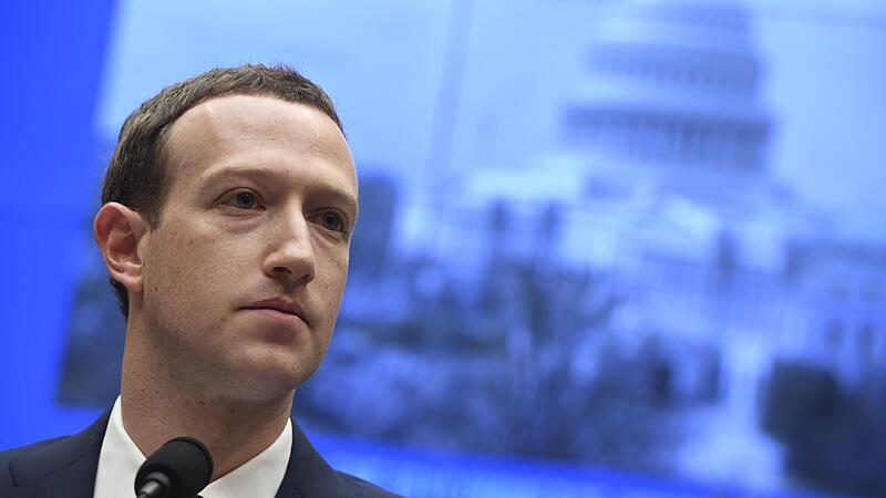 Facebook-Affäre: Wem gehören Daten?