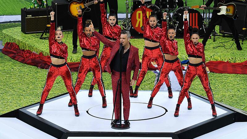 Putin und Robbie Williams eröffnen WM