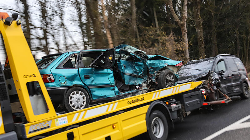 Schwerer Verkehrsunfall auf Innviertler Straße bei Krenglbach