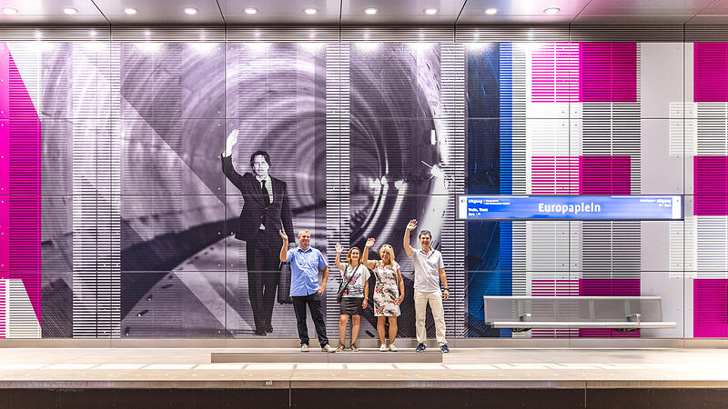 Mühlviertler Glasbauer brachten Glanz und Farbe in die Amsterdamer U-Bahn