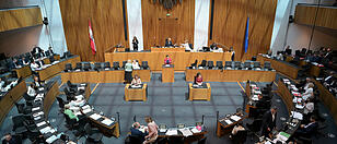 Ein Blick in den Plenarsaal während einer Sitzung des Nationalrates